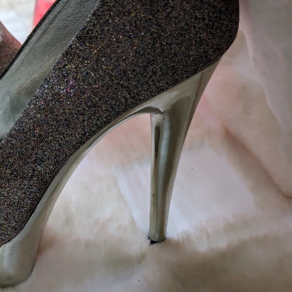 Steve Madden size 7 glittered stiletto with 6inch heel - Picture 3 of 7